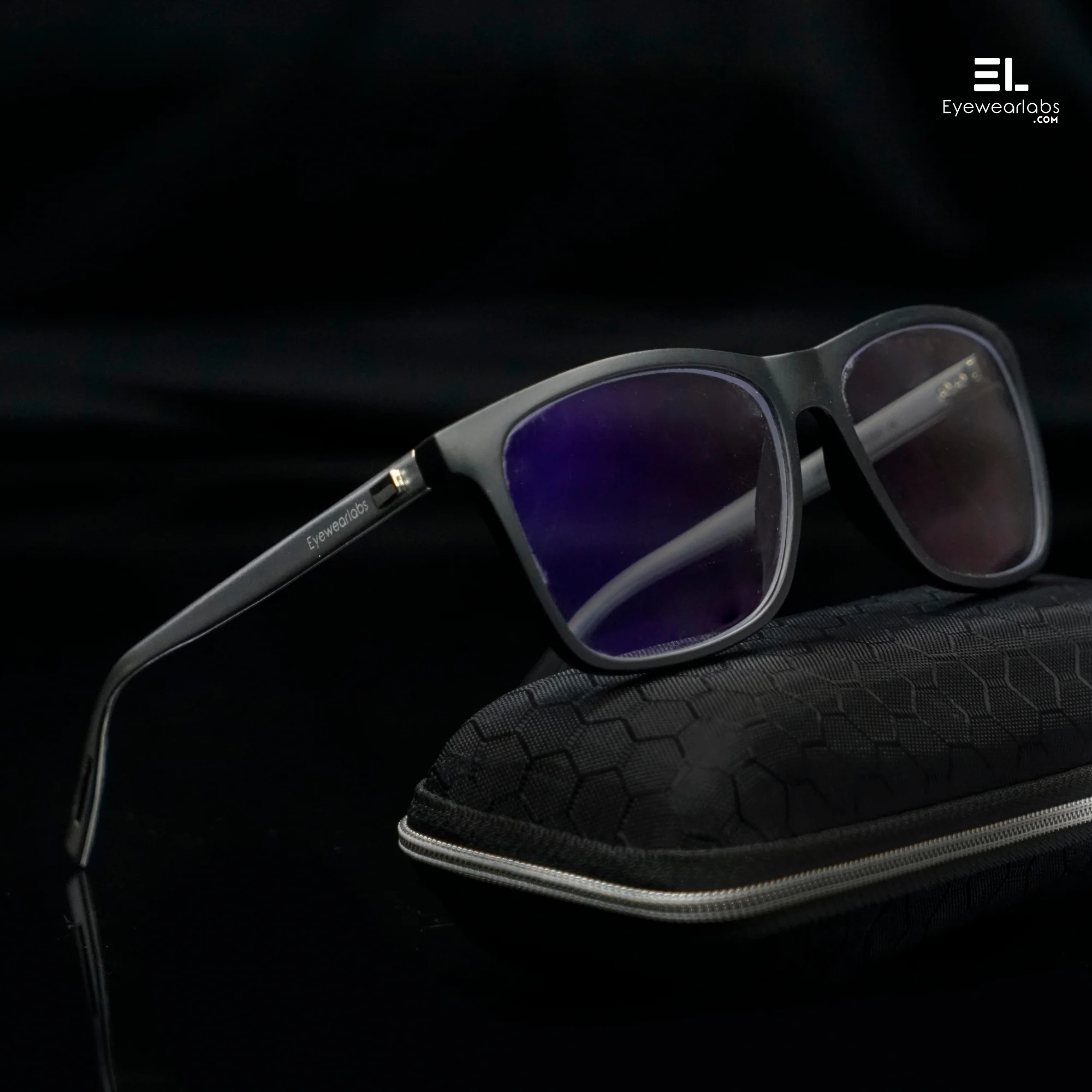 Nightwing Blue Light Glasses - Image 2